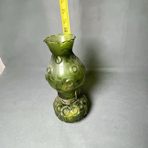 Vintage Green  LE Smith Moon and Stars Glass Oil Lamp Base & Chimney-READ - Picture 11 of 12
